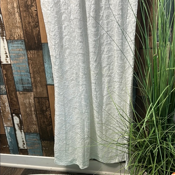 Vfshow 3XL white long lace Designer dress - Picture 15 of 16